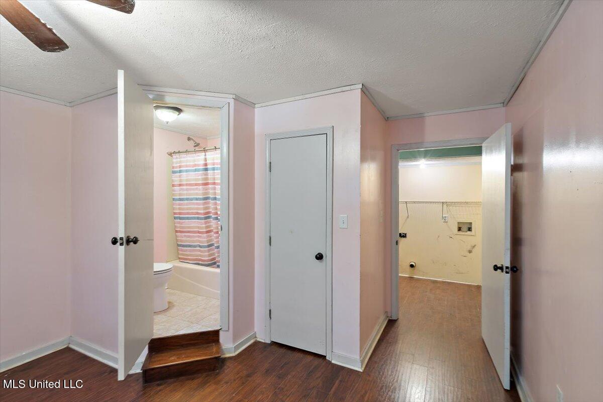 150 Blackhawk Drive Property Photo 17