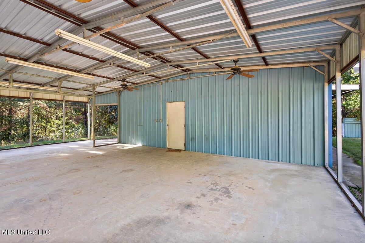 150 Blackhawk Drive Property Photo 21