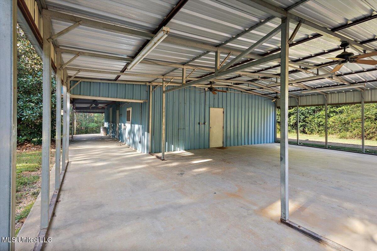 150 Blackhawk Drive Property Photo 22