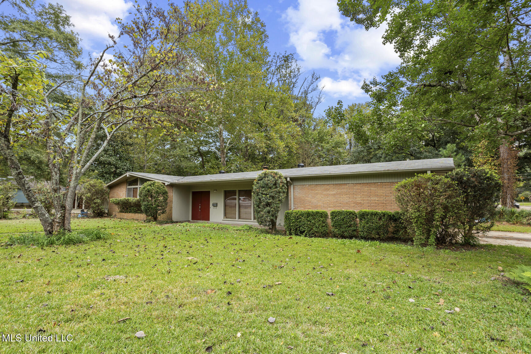 5107 Venetian Way Property Photo 2