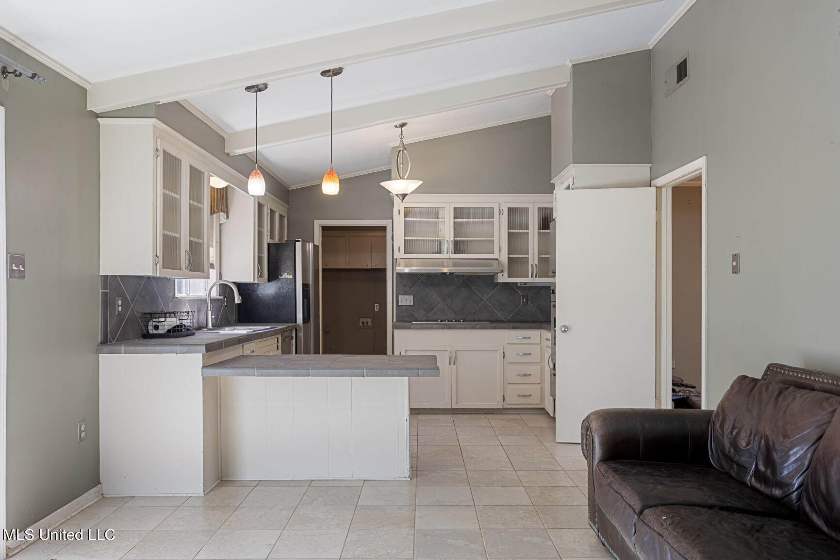 5107 Venetian Way Property Photo 8