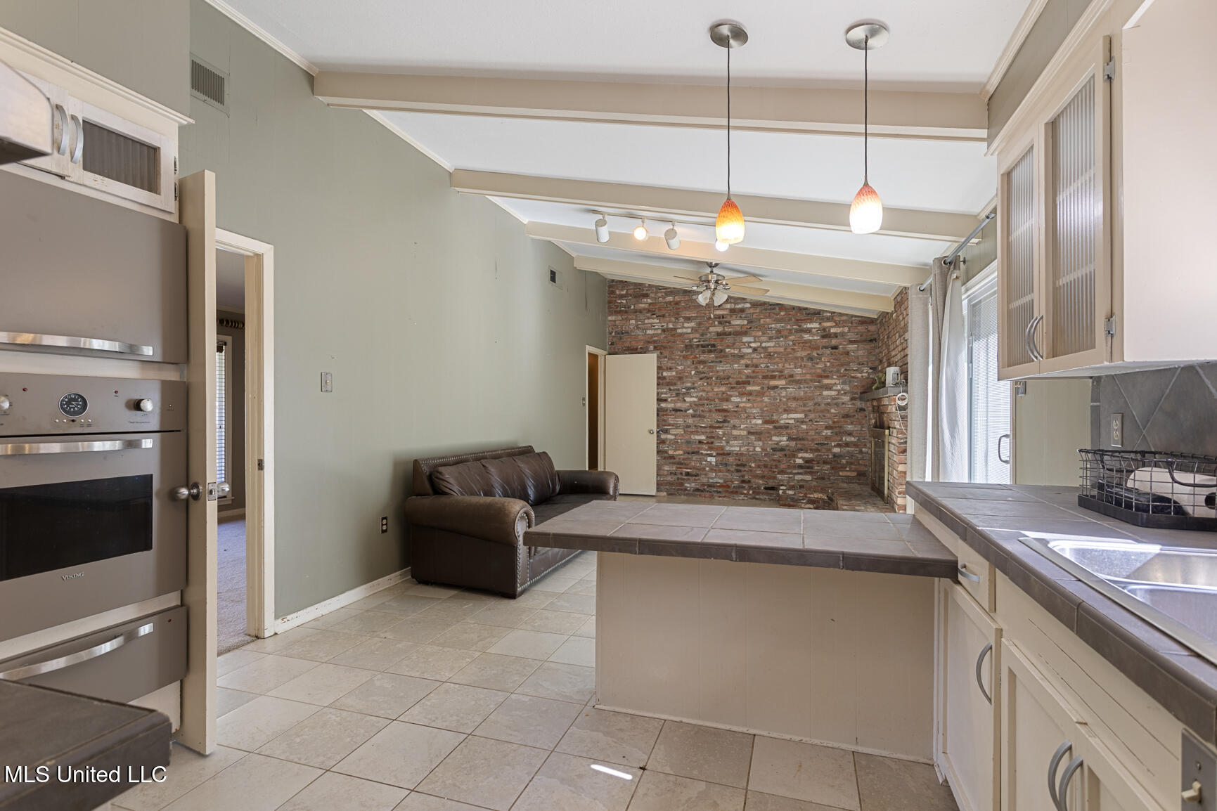 5107 Venetian Way Property Photo 12