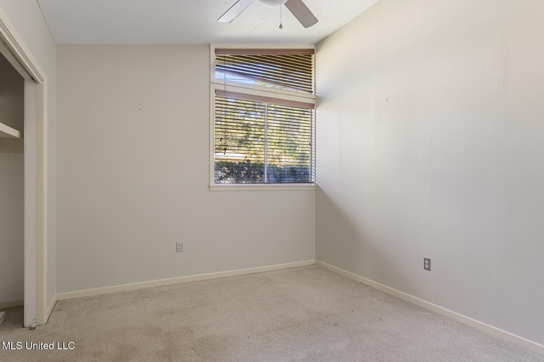 5107 Venetian Way Property Photo 15