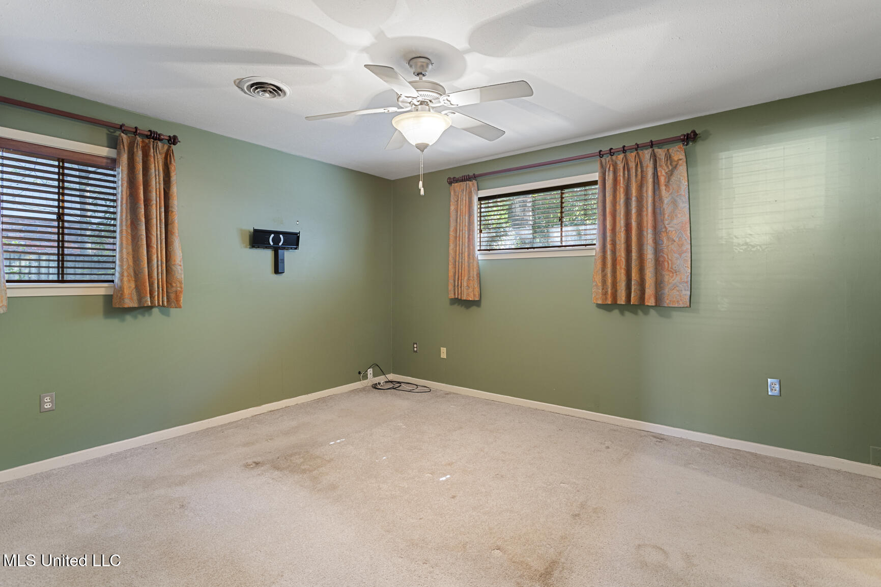 5107 Venetian Way Property Photo 18