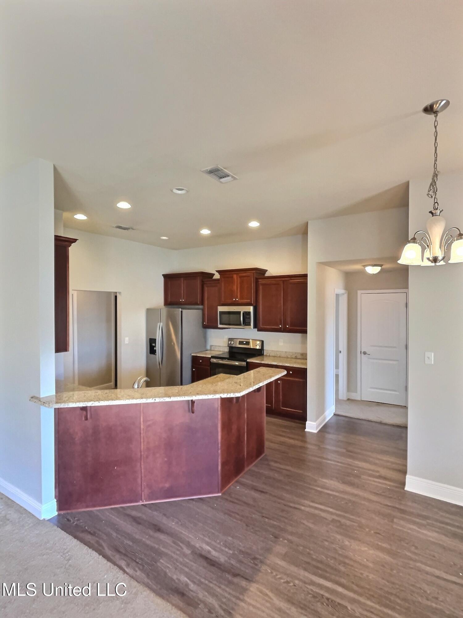 14139 Hudson Krohn Road Property Photo 3