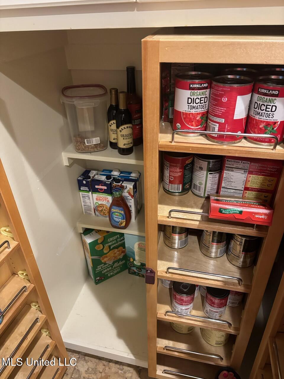 135 Winter Teal Place Property Photo 18