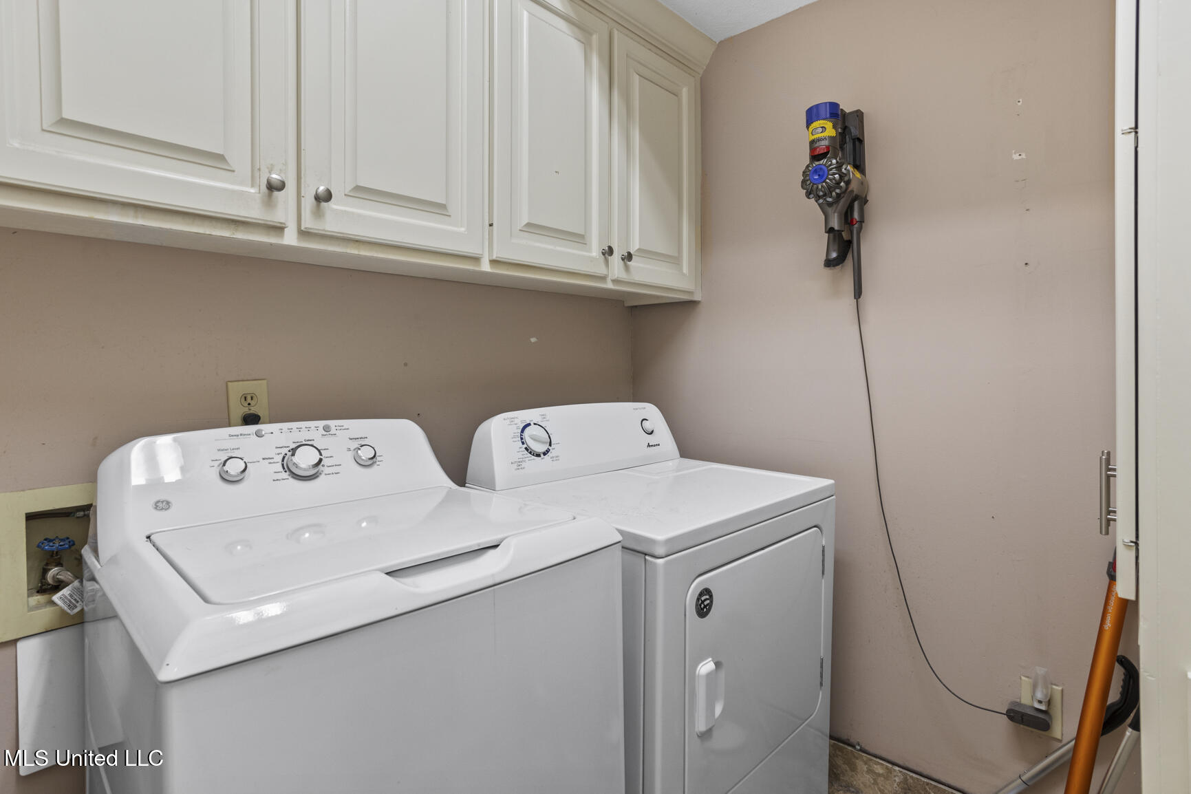 135 Winter Teal Place Property Photo 22