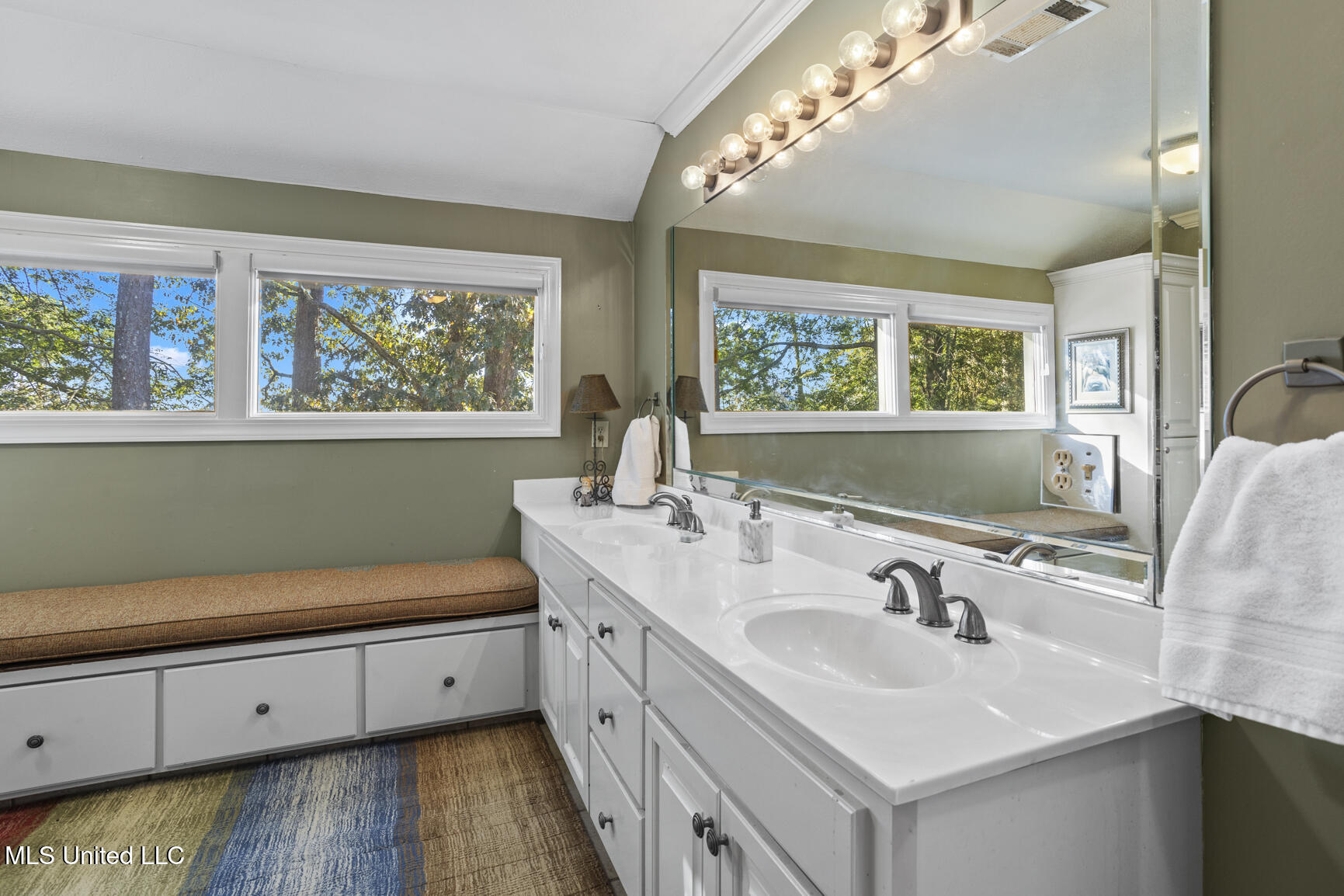 135 Winter Teal Place Property Photo 38