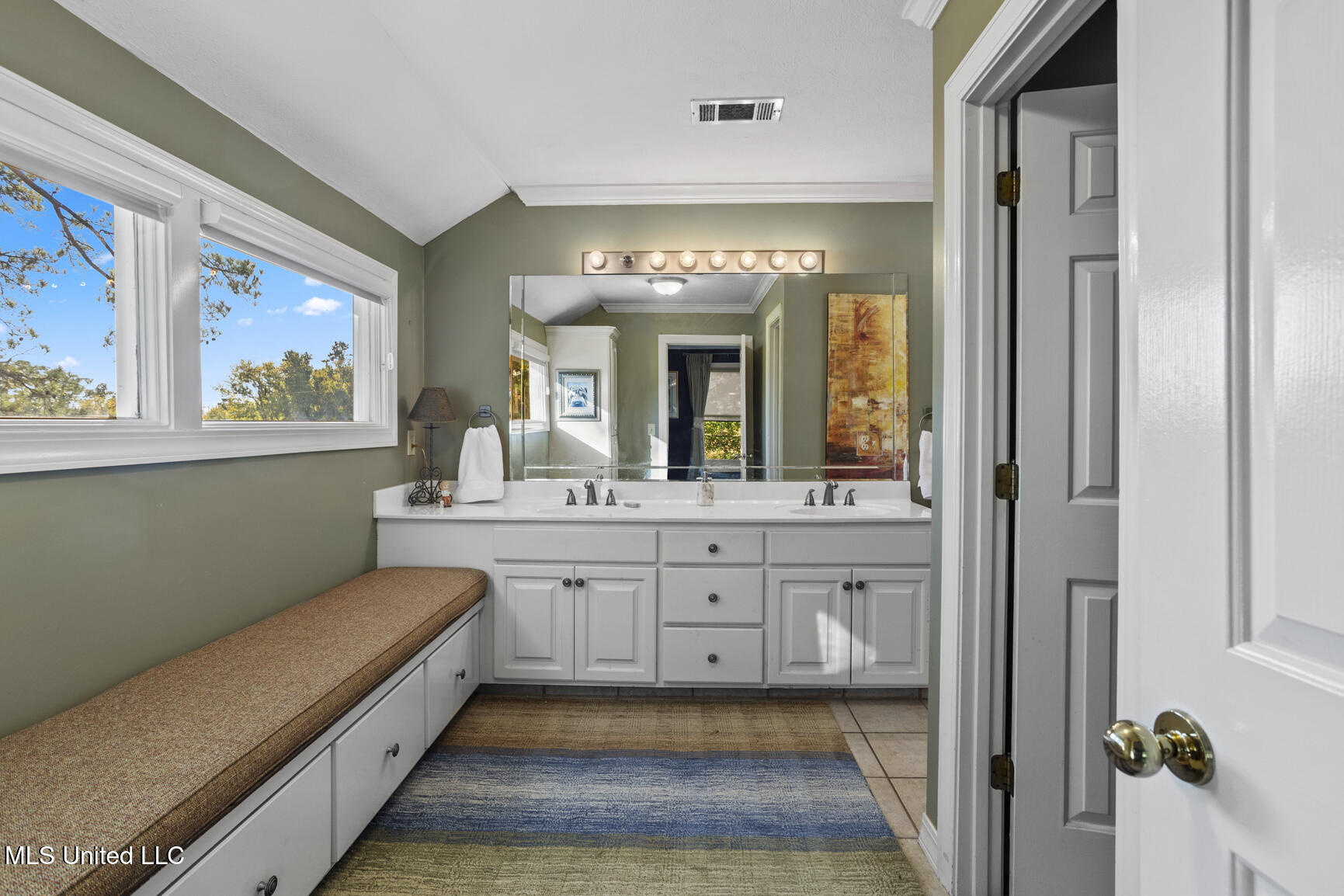 135 Winter Teal Place Property Photo 40