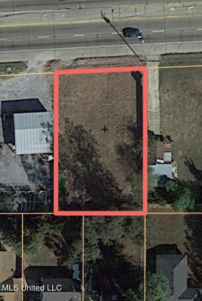 417 W Highway 82 Property Photo 5