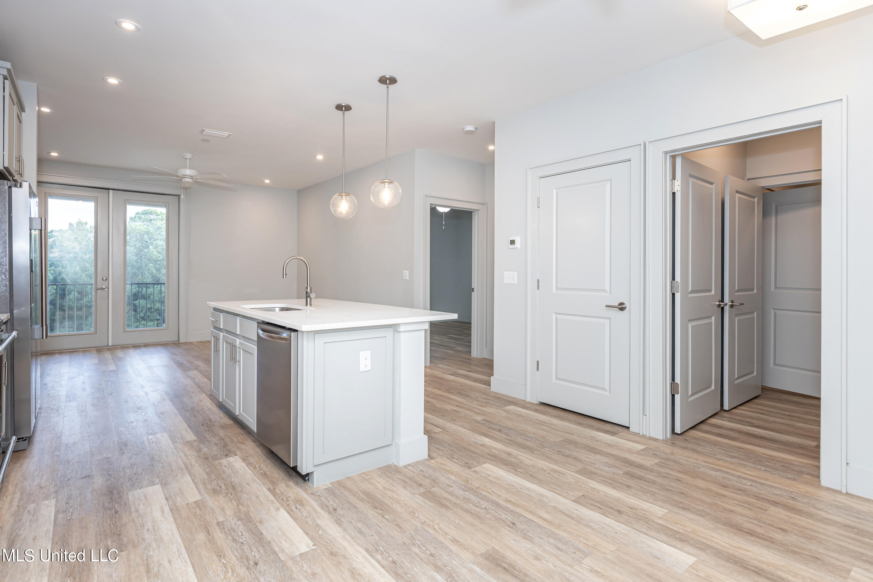 2501 Bienville Boulevard Property Photo 8