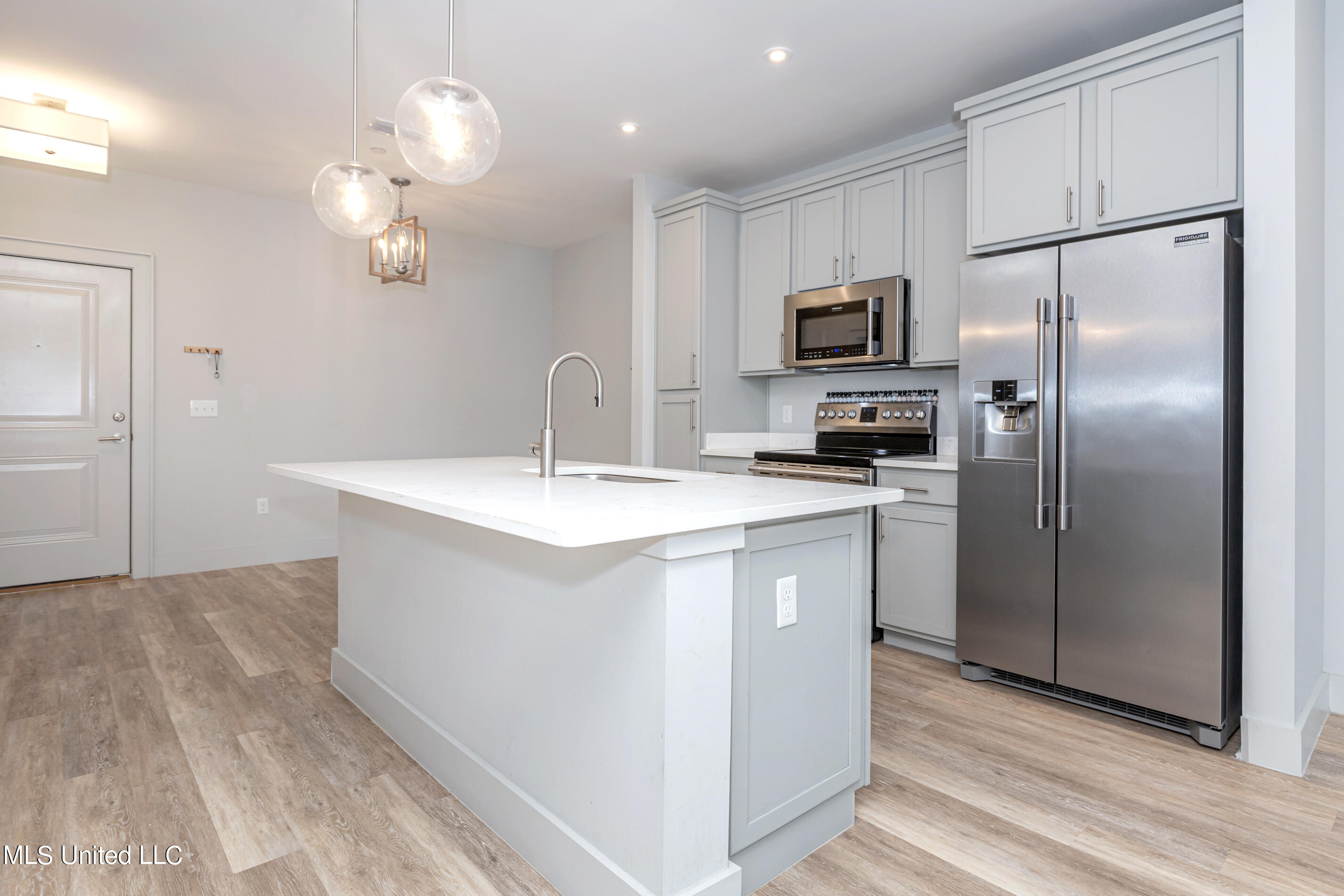 2501 Bienville Boulevard Property Photo 11