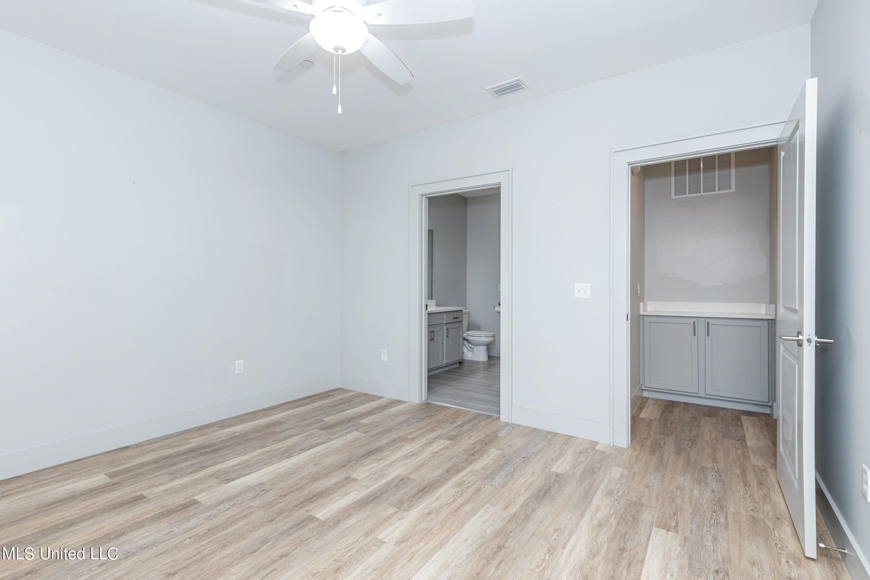 2501 Bienville Boulevard Property Photo 30