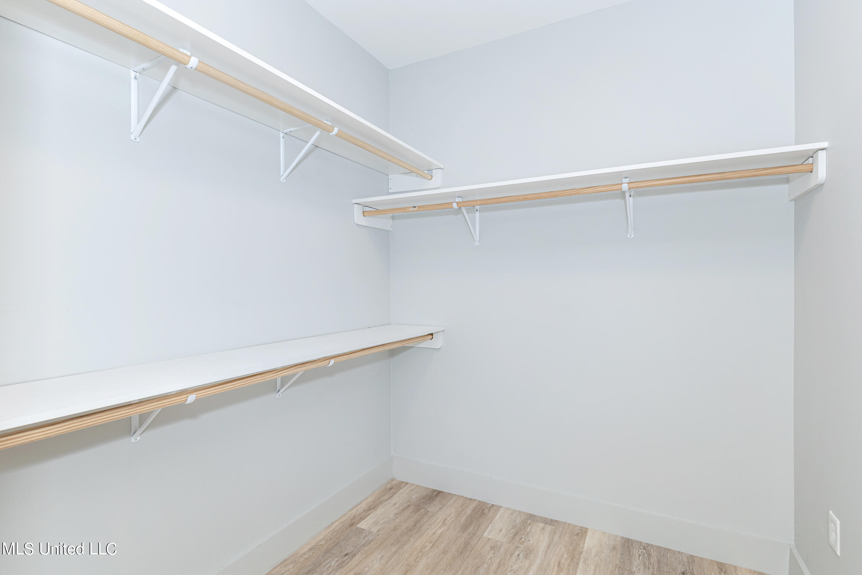 2501 Bienville Boulevard Property Photo 35