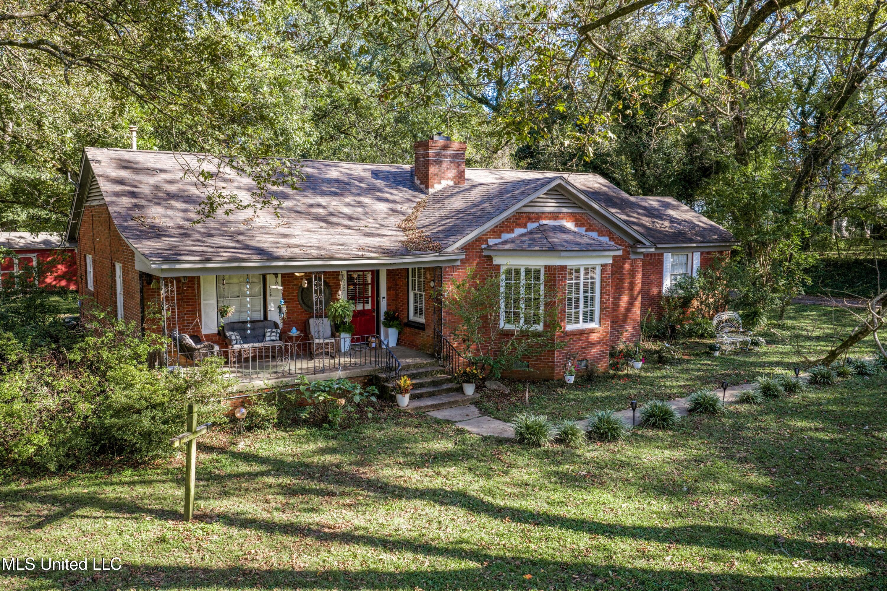 4652 N Highway 51 Property Photo 2