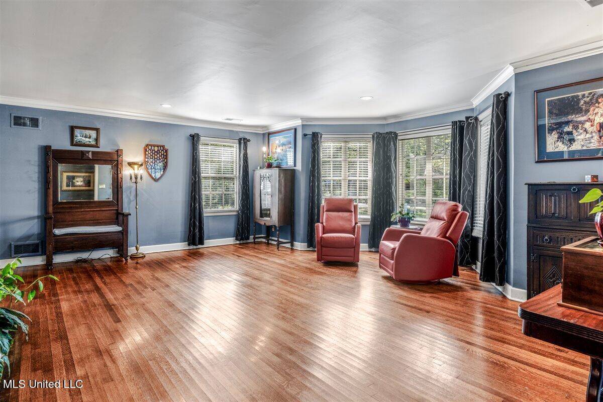 4652 N Highway 51 Property Photo 9