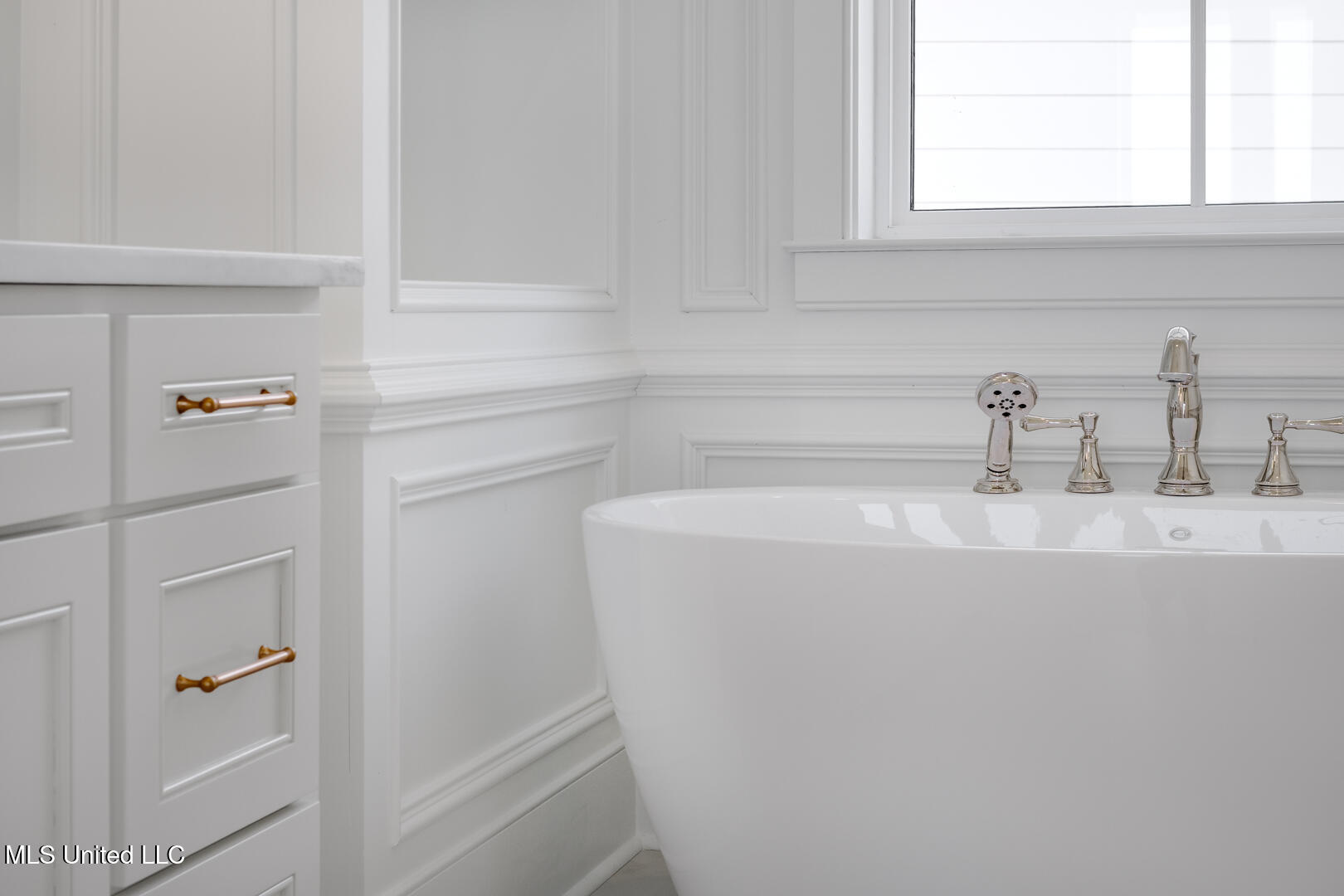 102 S Beach Drive Property Photo 18