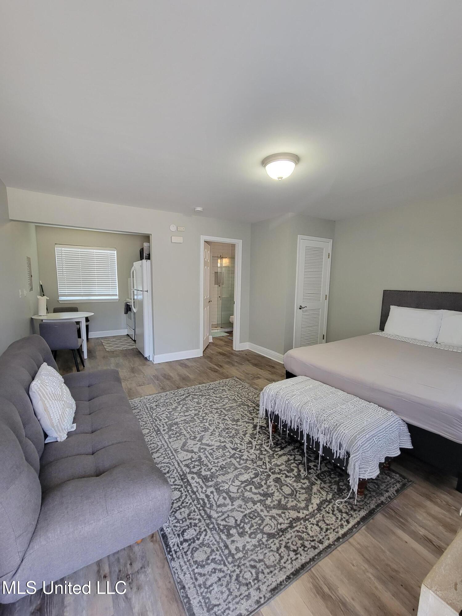 1664 Beach Boulevard Property Photo 5