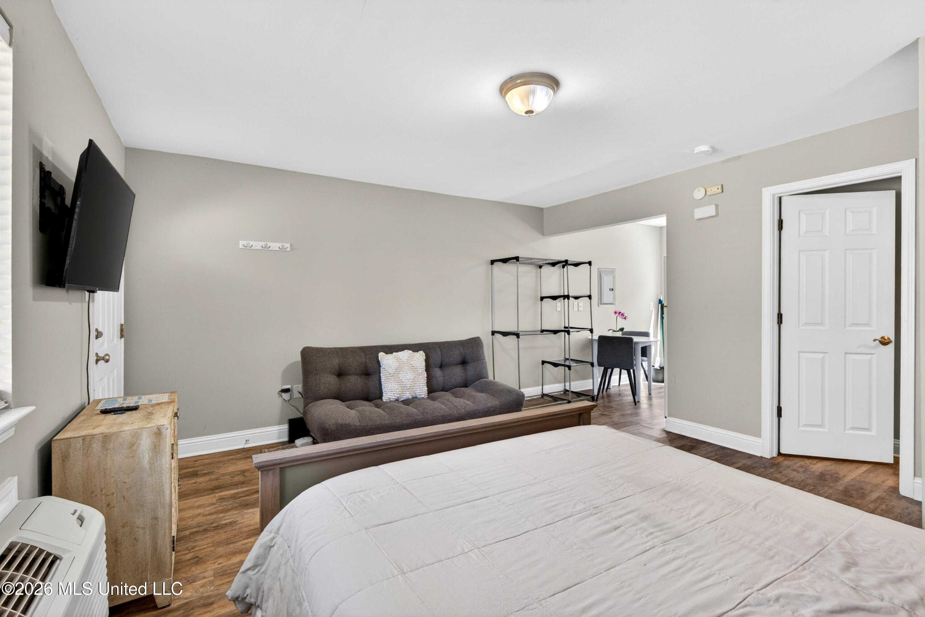 1664 Beach Boulevard Property Photo 5