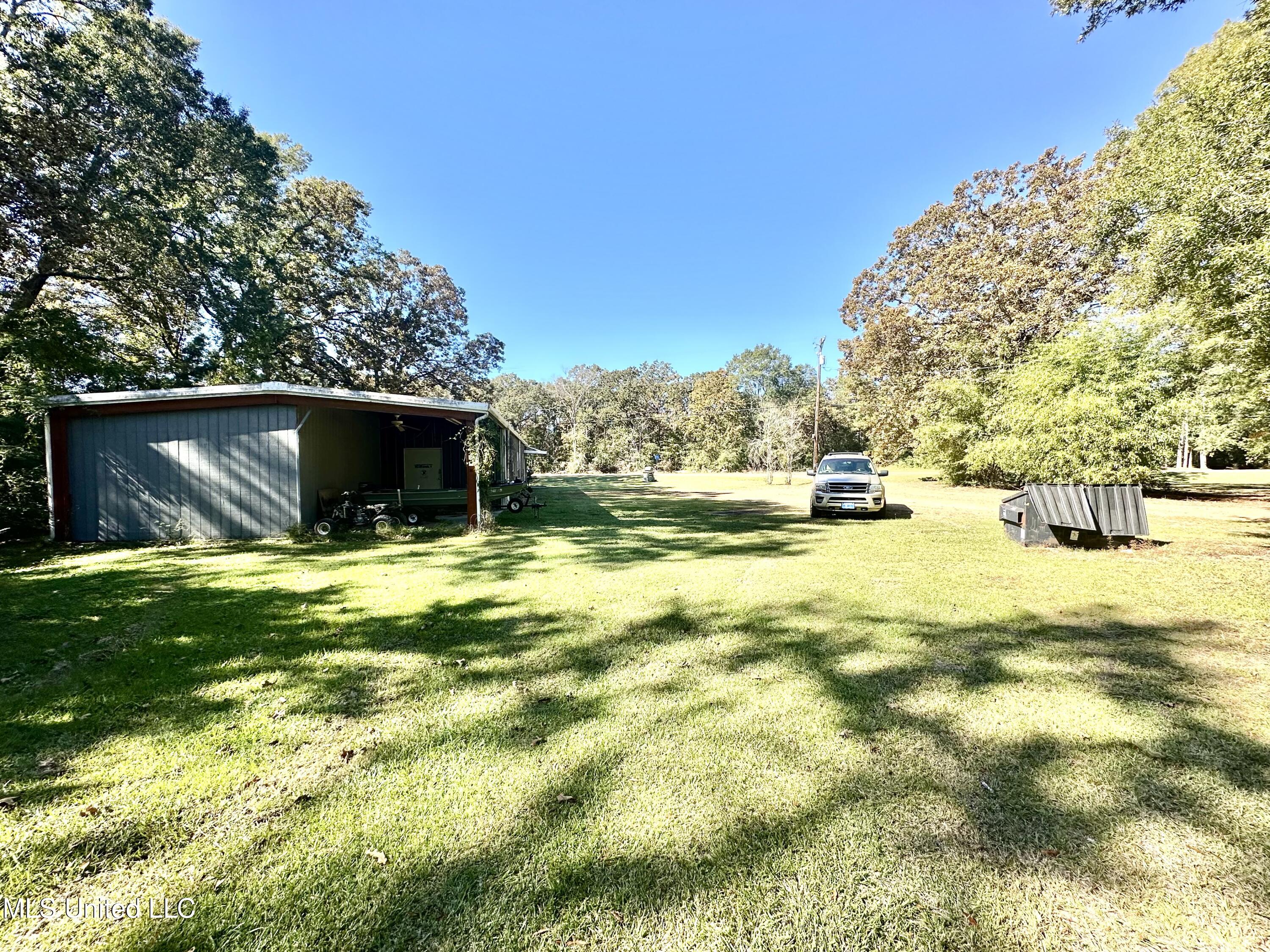 1534 N Highway 51 Property Photo 5