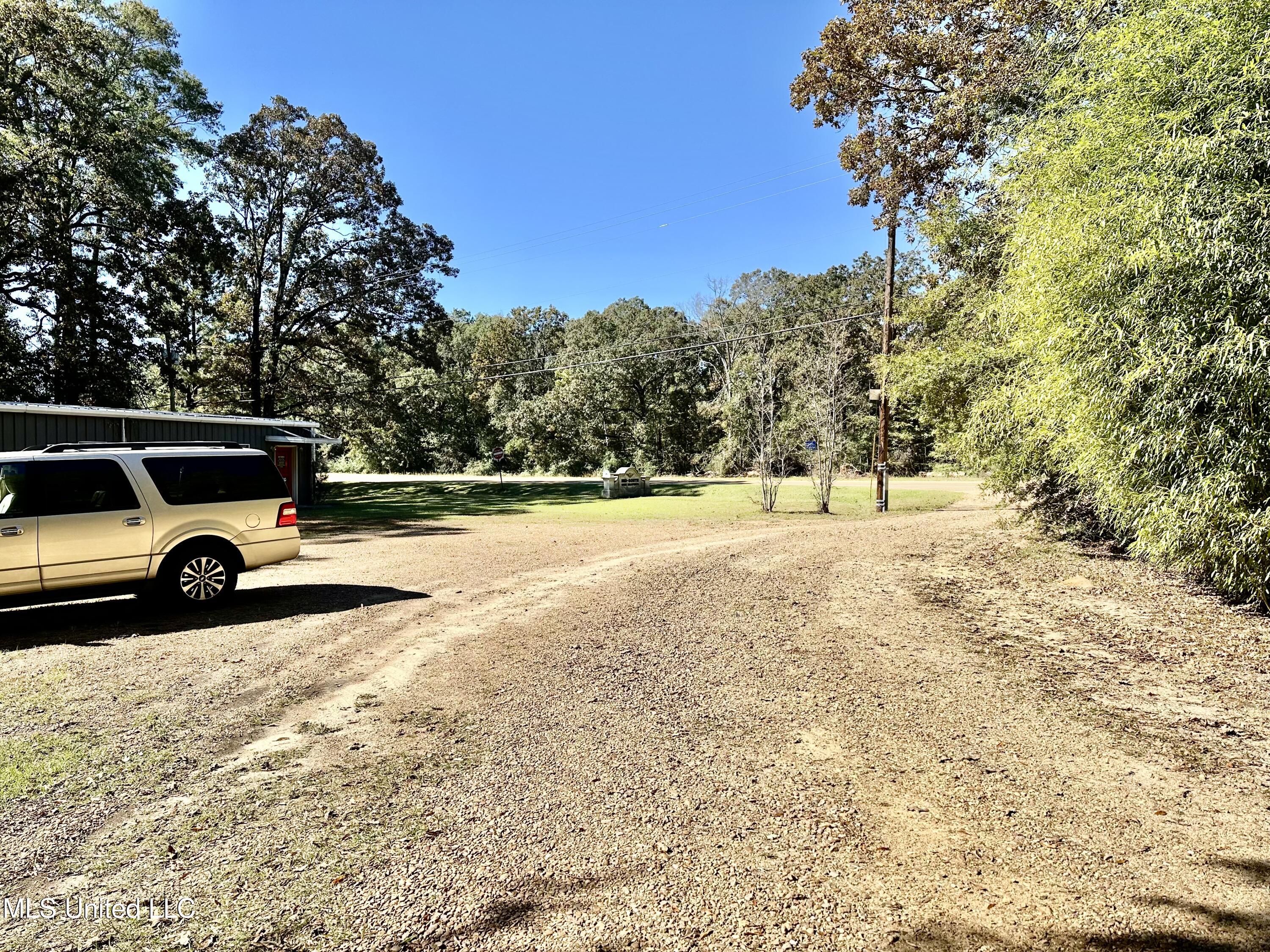 1534 N Highway 51 Property Photo 7