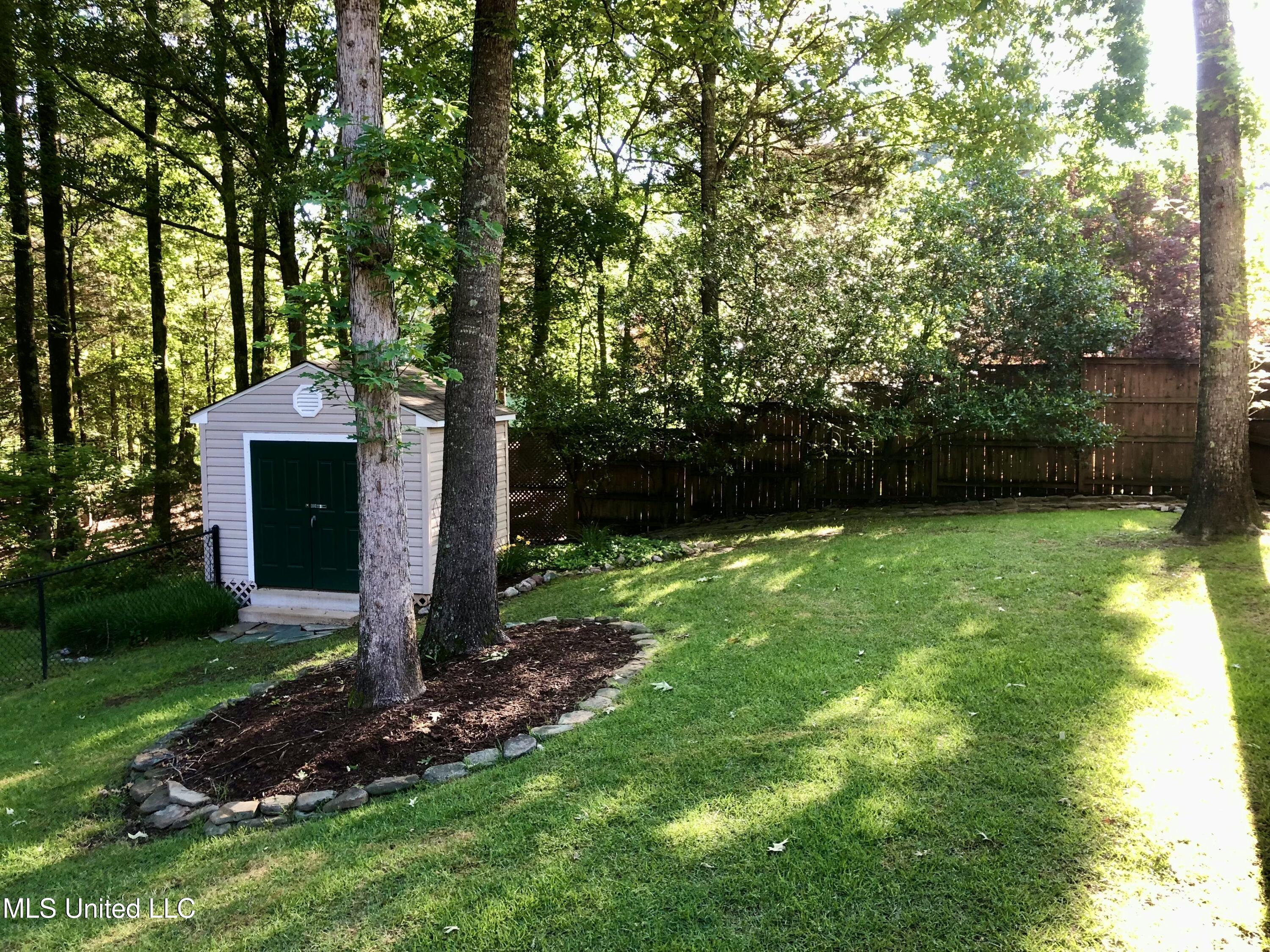 7684 N Rigmoore Point Property Photo 6