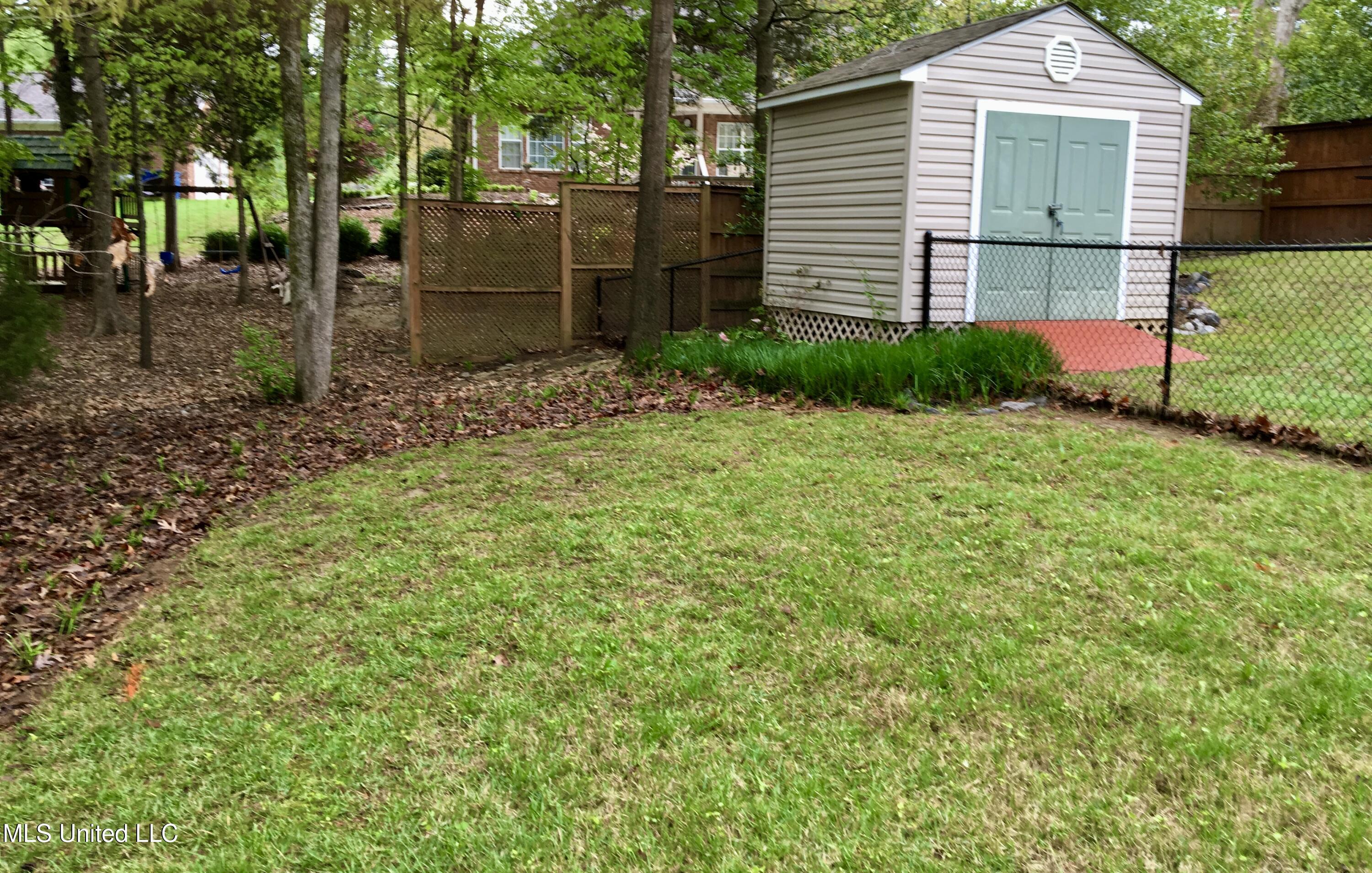 7684 N Rigmoore Point Property Photo 7