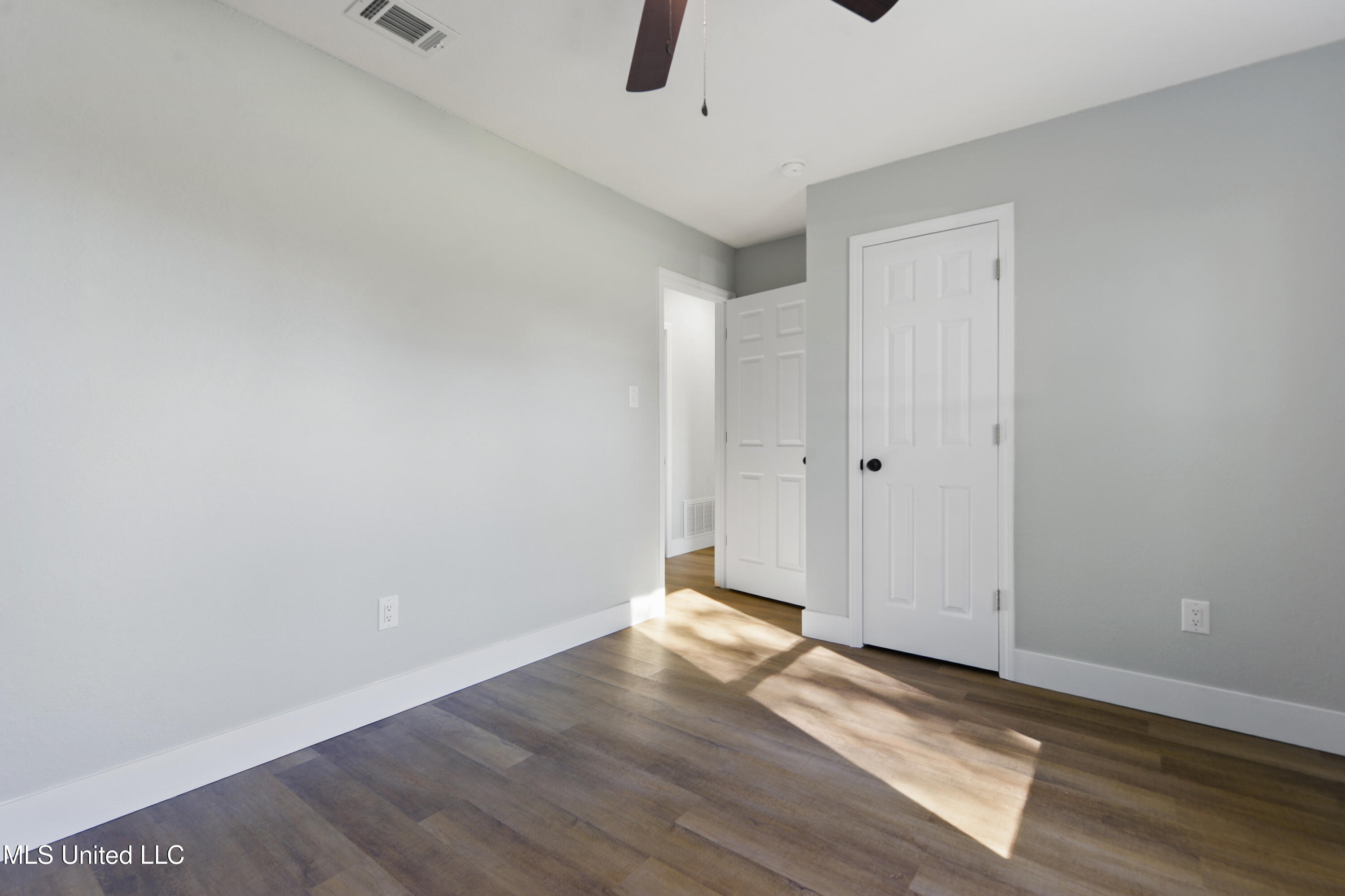 2628 San Lorenzo Street Property Photo 15