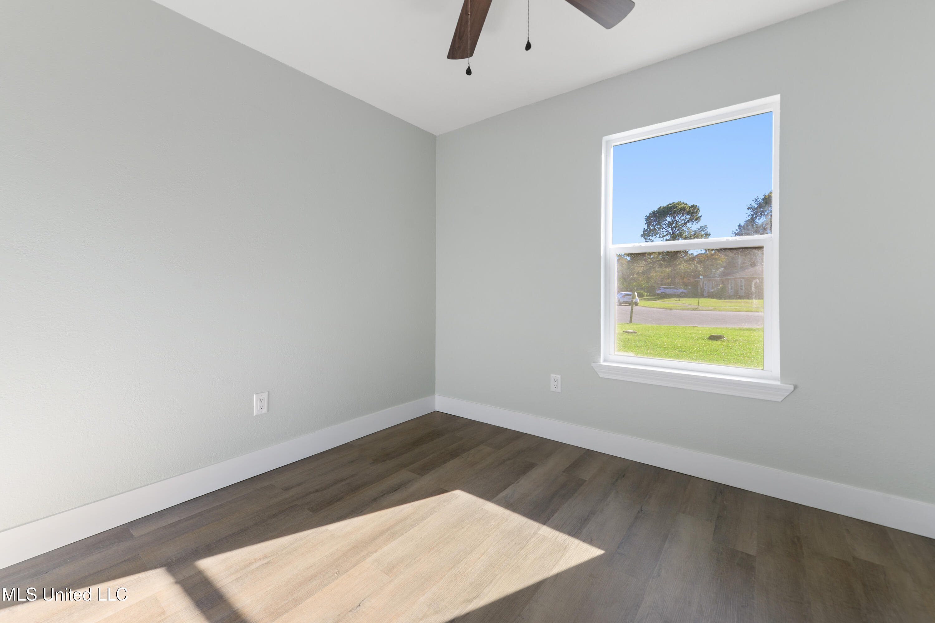 2628 San Lorenzo Street Property Photo 16