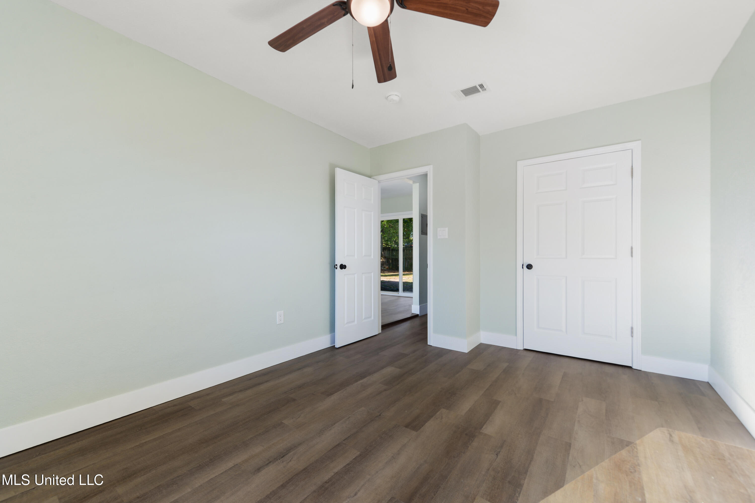 2628 San Lorenzo Street Property Photo 19