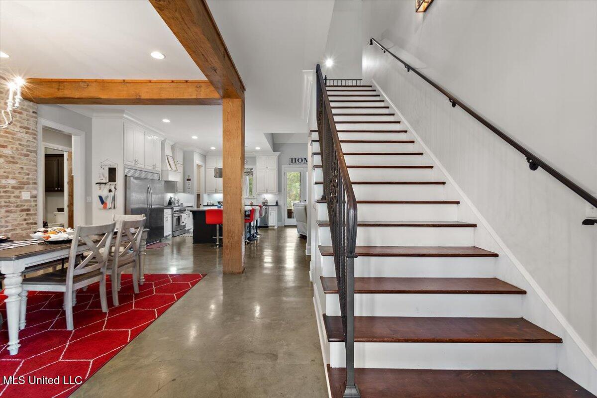 517 Fawn Cove Property Photo 7