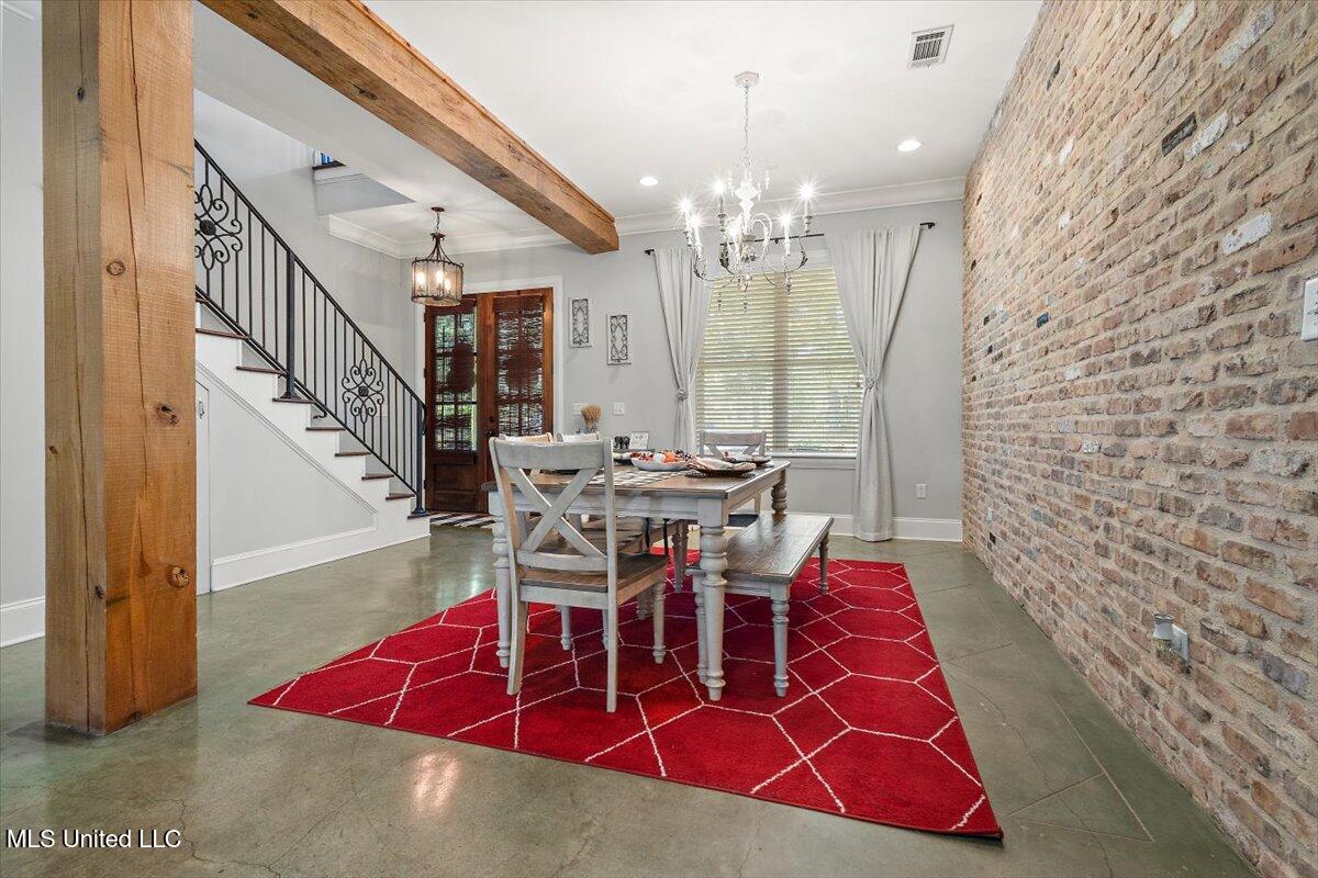 517 Fawn Cove Property Photo 8