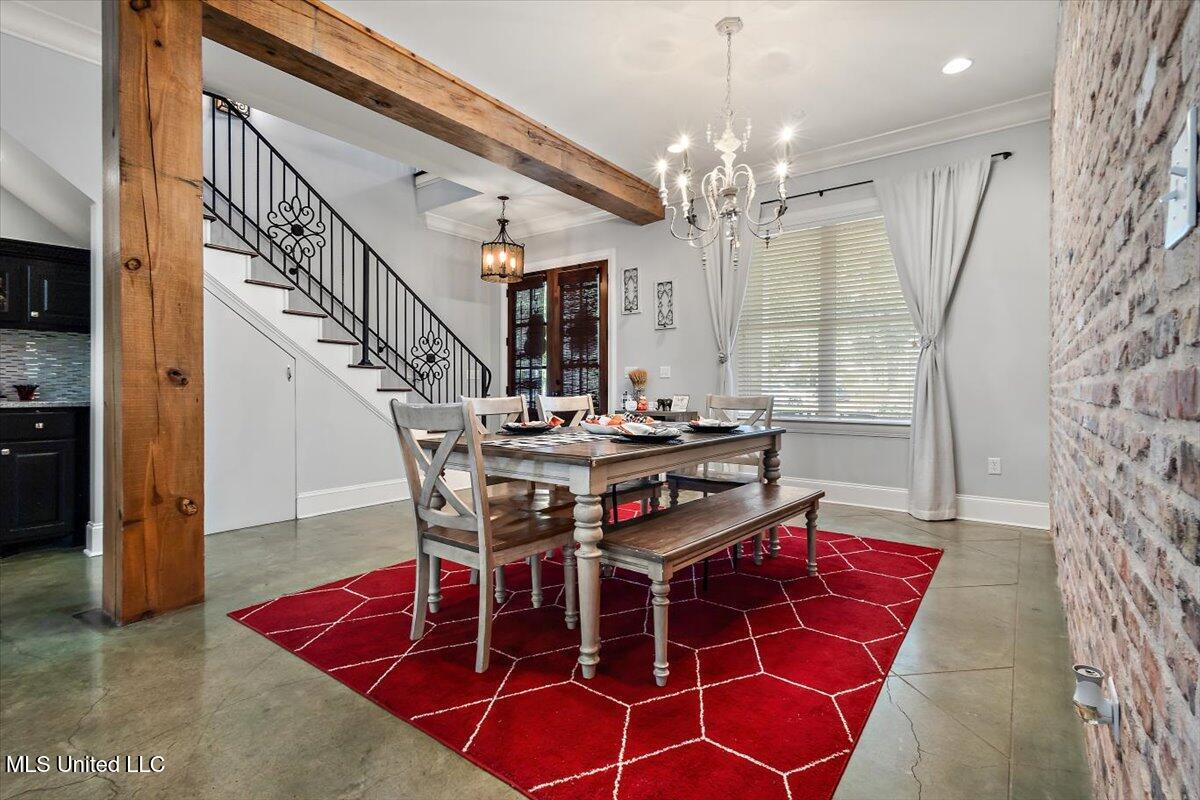 517 Fawn Cove Property Photo 9