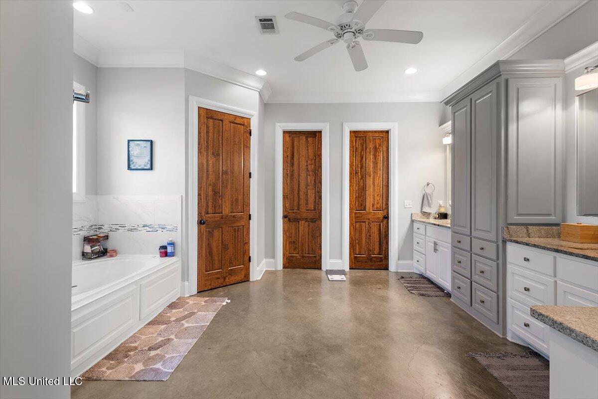 517 Fawn Cove Property Photo 19