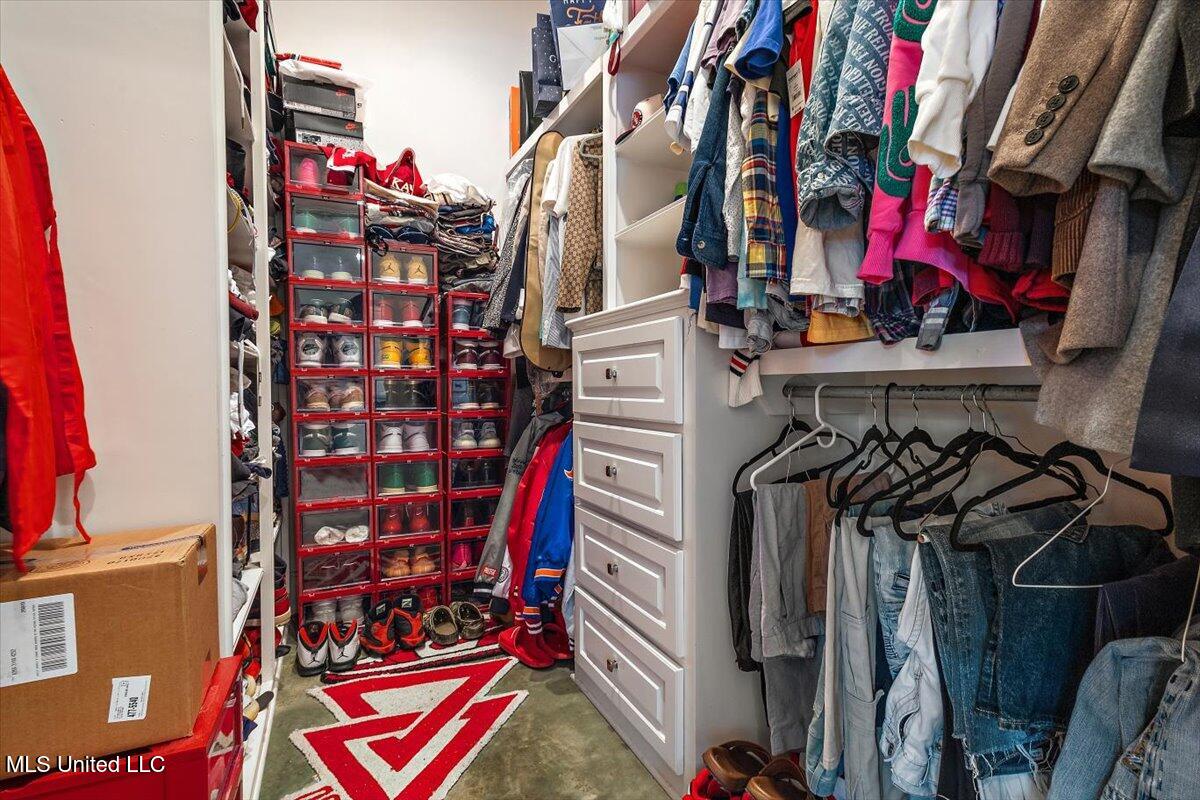 517 Fawn Cove Property Photo 23