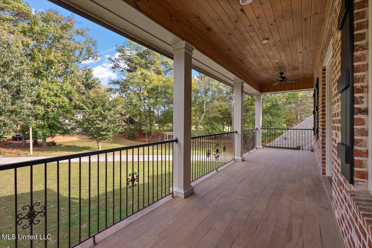 517 Fawn Cove Property Photo 36