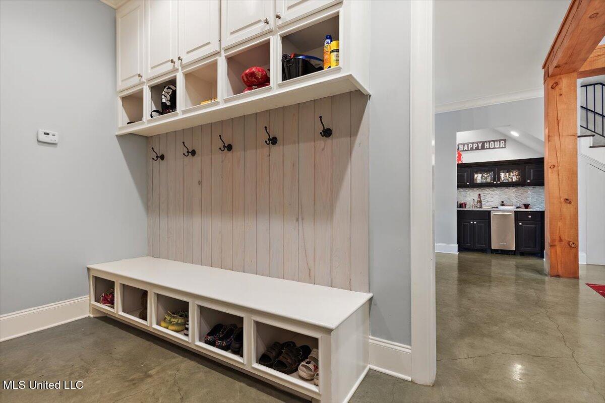 517 Fawn Cove Property Photo 37