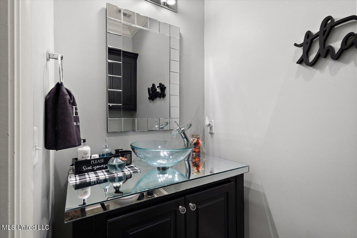 517 Fawn Cove Property Photo 38