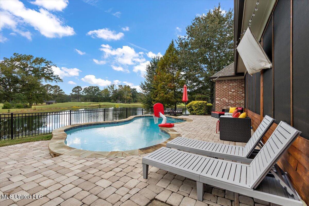 517 Fawn Cove Property Photo 45