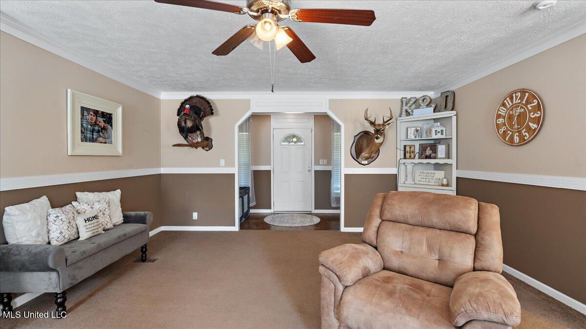 3064 E E Whitworth Street Property Photo 7