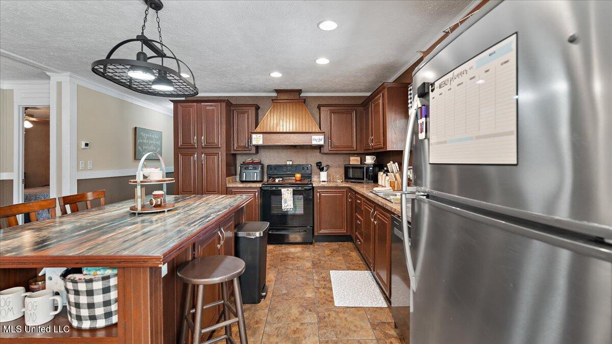 3064 E E Whitworth Street Property Photo 9