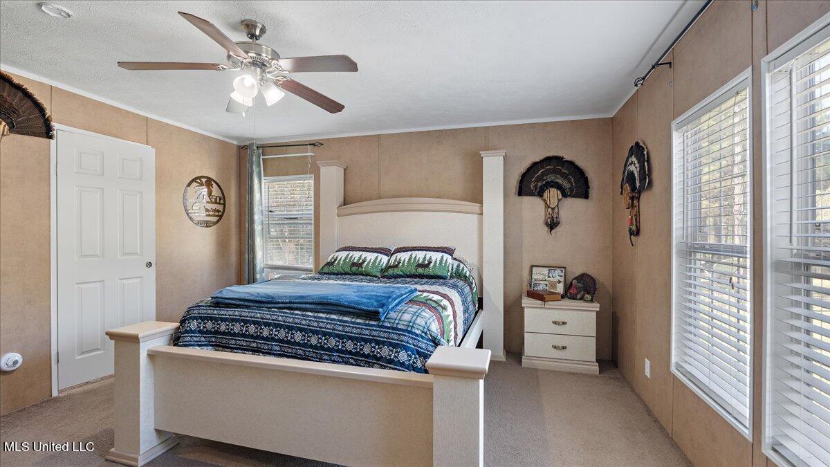 3064 E E Whitworth Street Property Photo 18