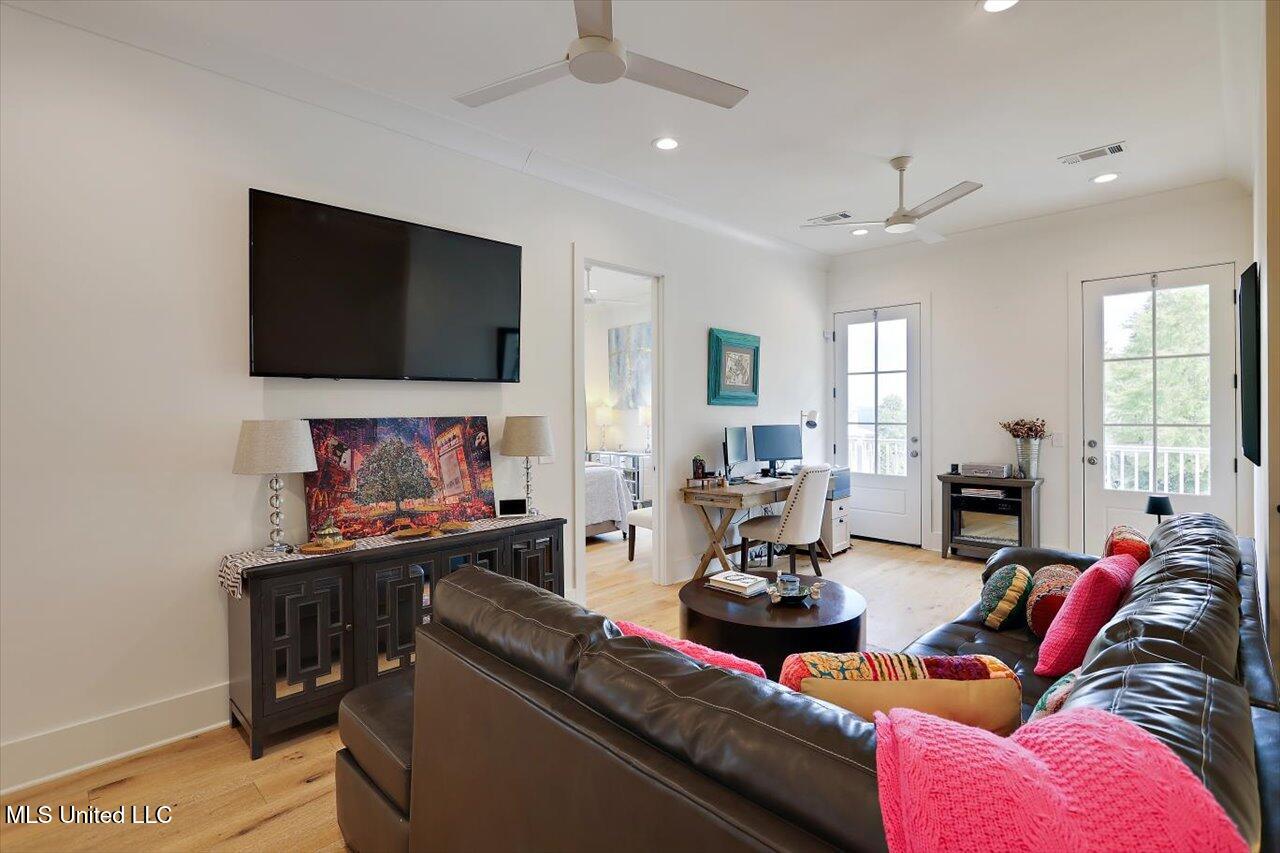 204 N Natchez Drive Property Photo 21