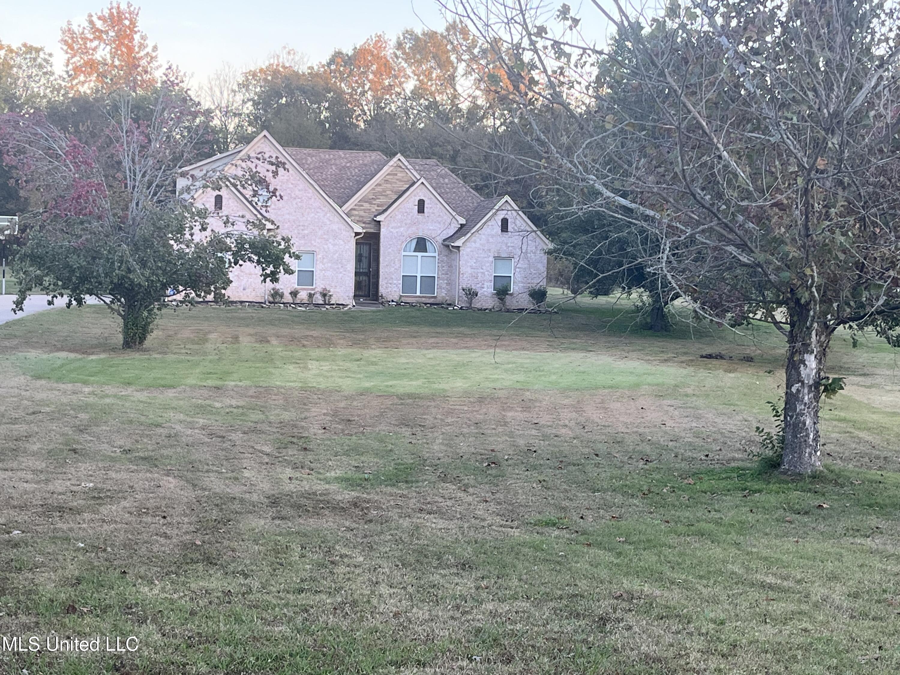 4810 Tucker Ridge Road Property Photo 2