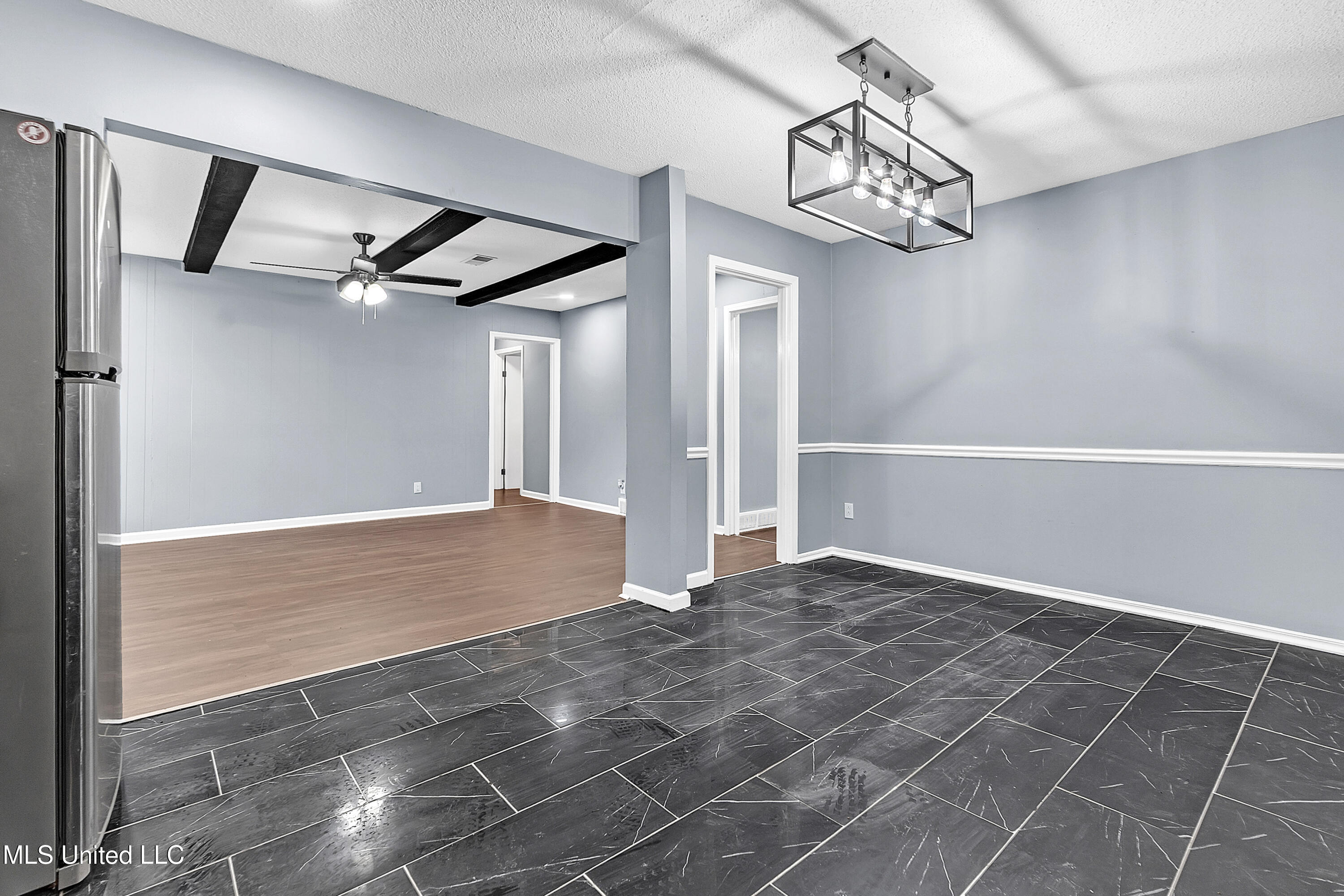 8590 W Cedar Circle Property Photo 11