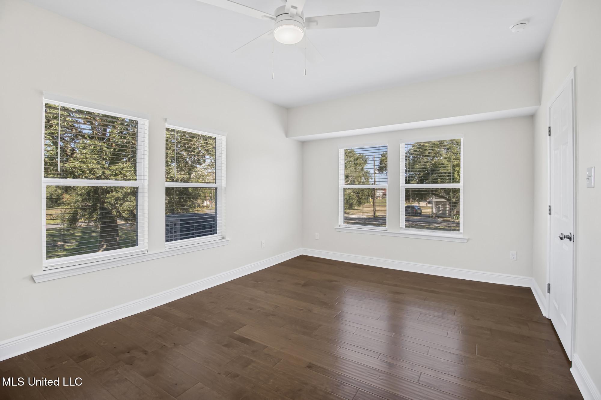 378 Howard Avenue Property Photo 16