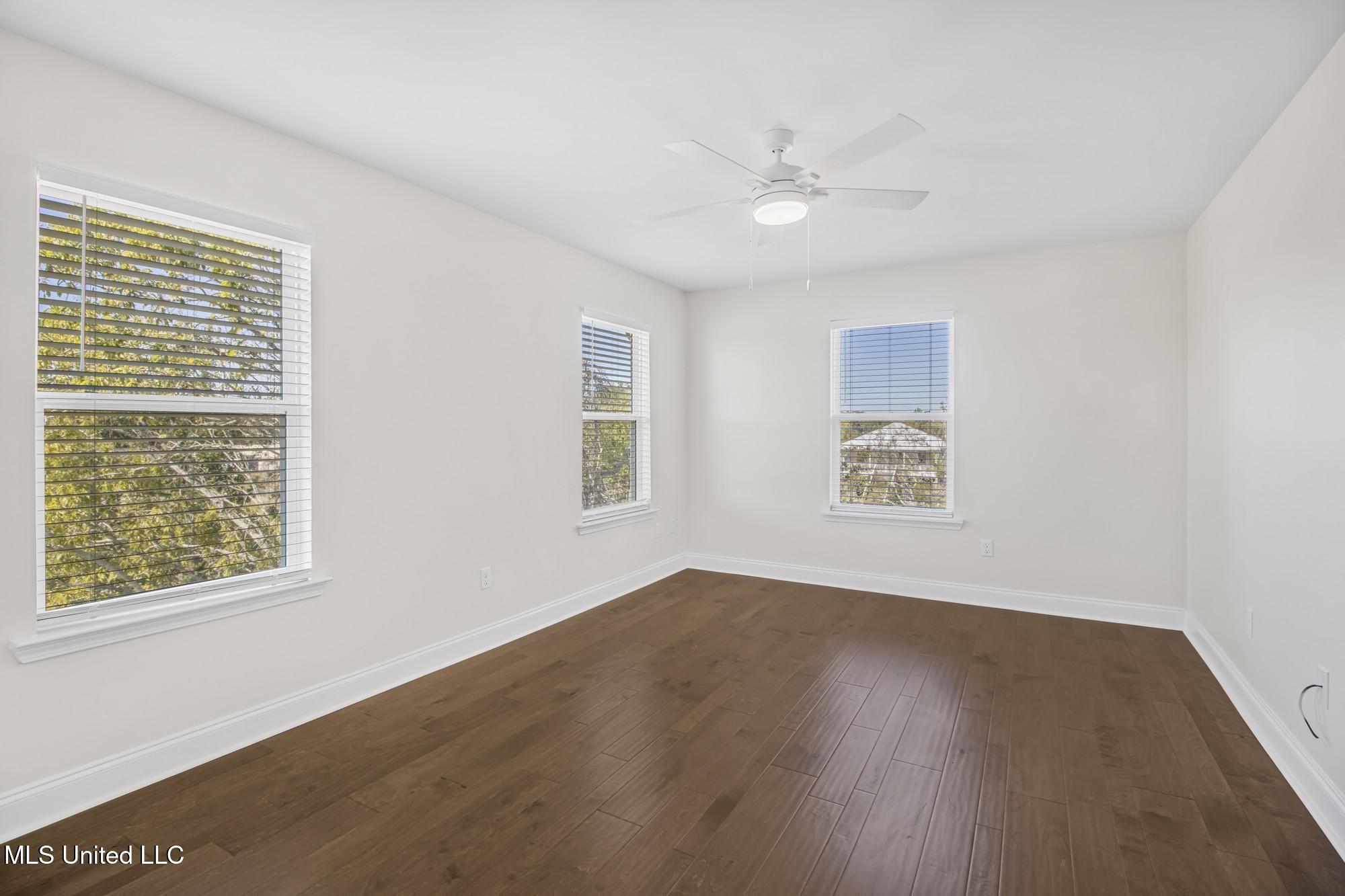 378 Howard Avenue Property Photo 19