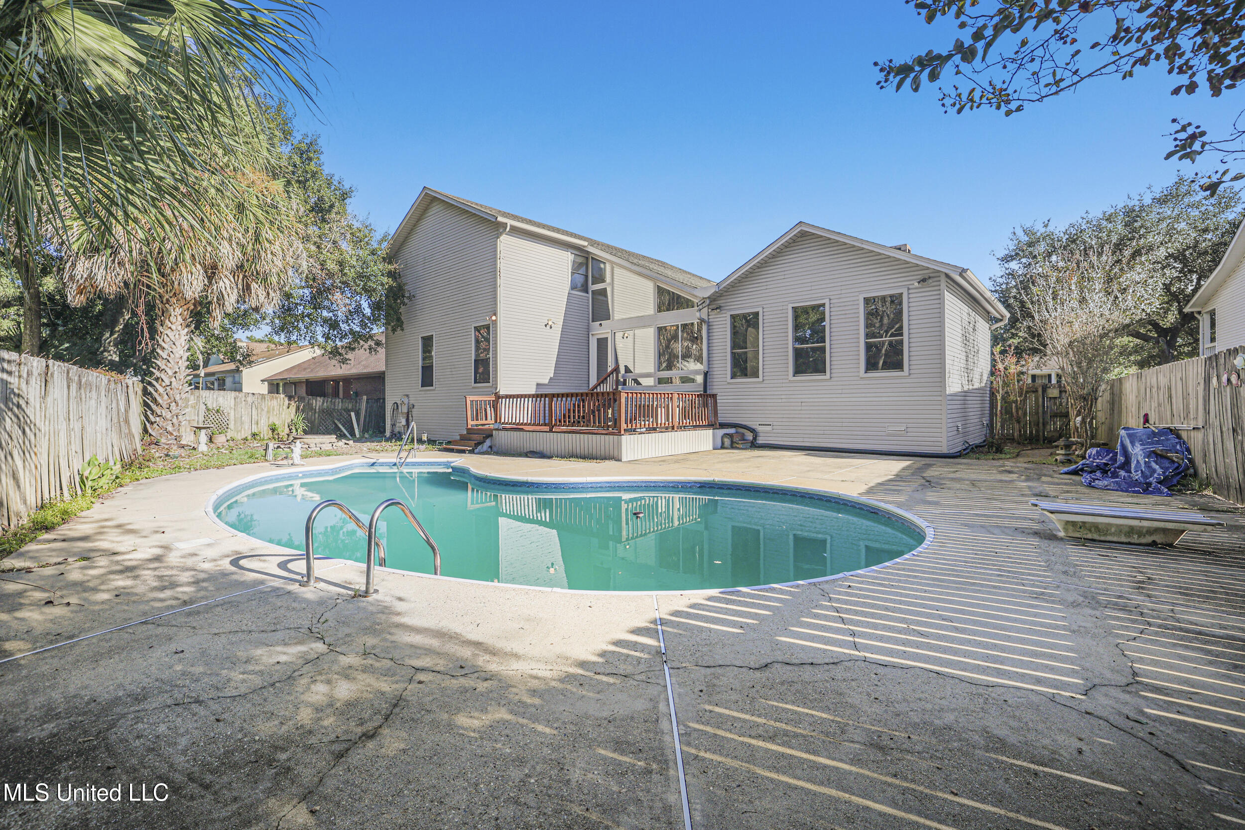 4409 Shadow Wood Circle Property Photo 1