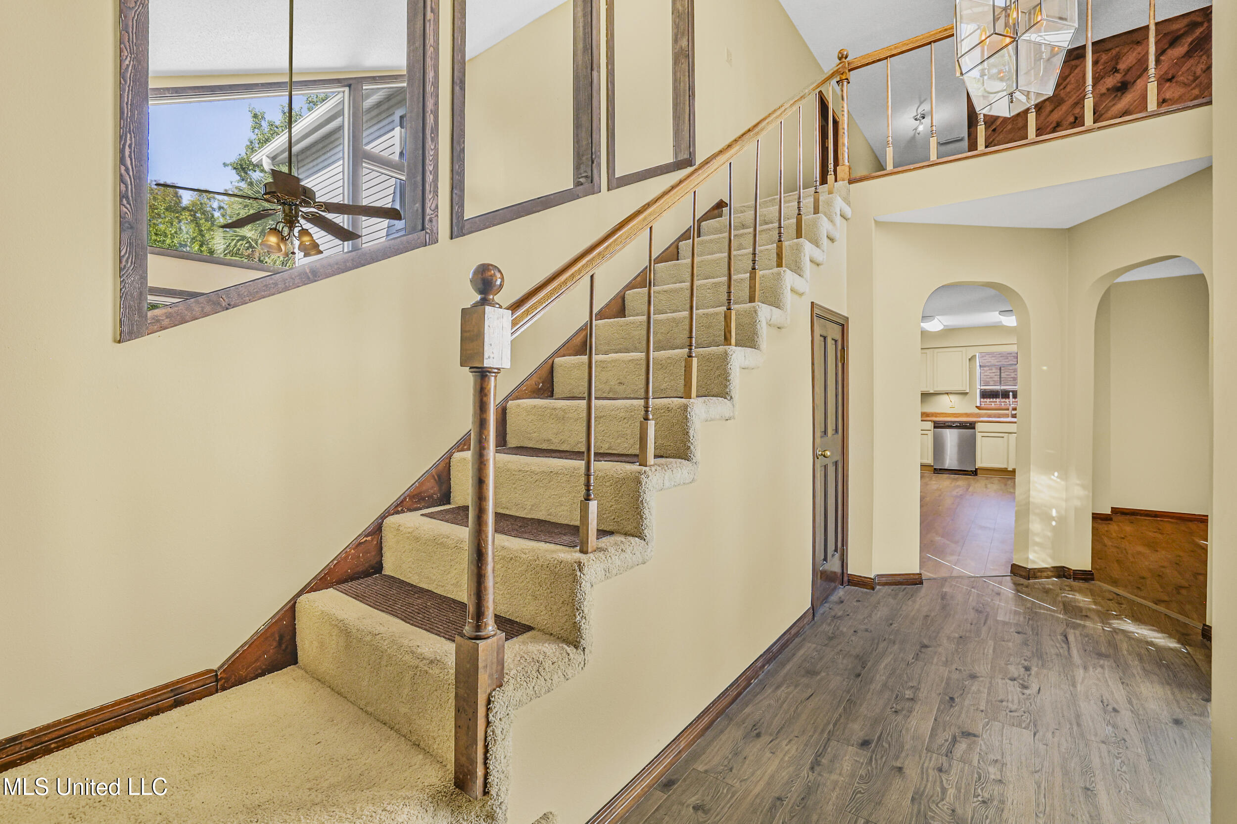 4409 Shadow Wood Circle Property Photo 9