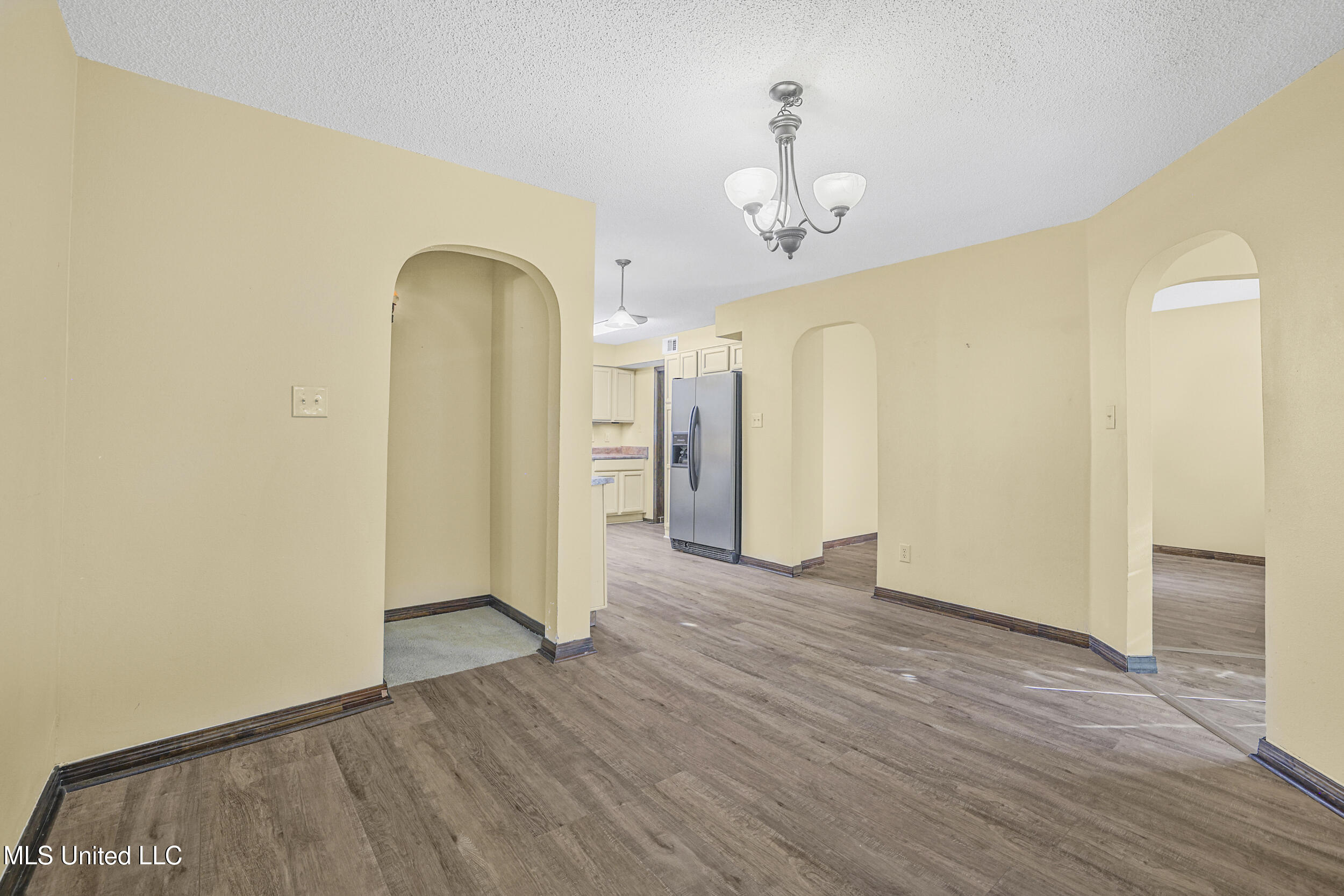 4409 Shadow Wood Circle Property Photo 22